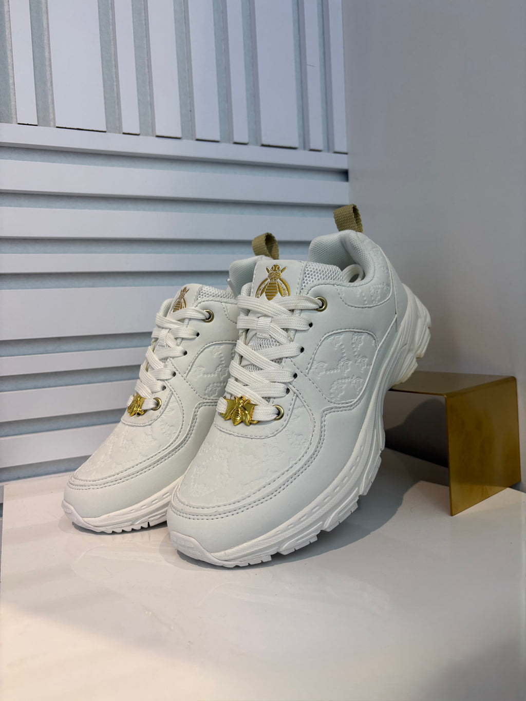Virion Chunky Sneakers met Bee Details – Wit/Goud