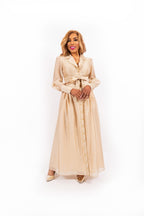 Solven Maxi Rok Caramel Dames Met Gouden Details en Knoopsluiting